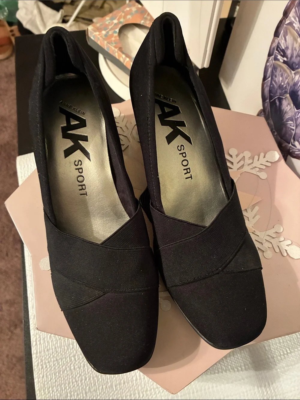 Clarks Black Low Block Heel Dress Pumps